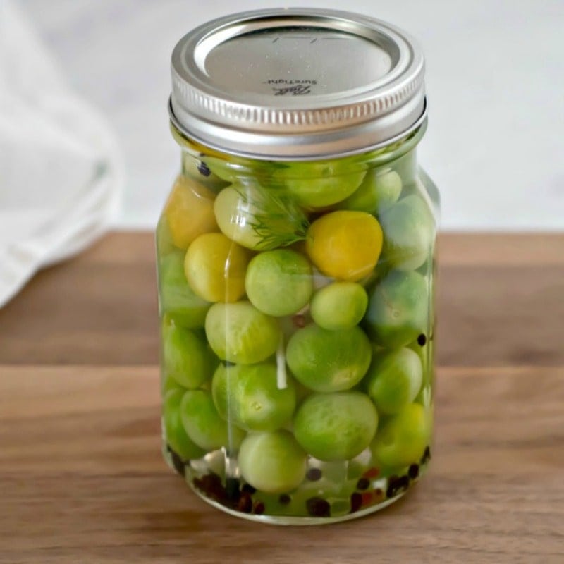 Keto Pickled Green Tomatoes