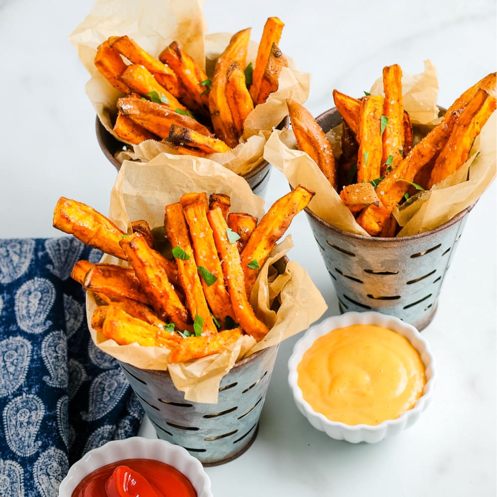 https://www.upstateramblings.com/wp-content/uploads/2020/07/air-fryer-sweet-potato-fries-square.jpg
