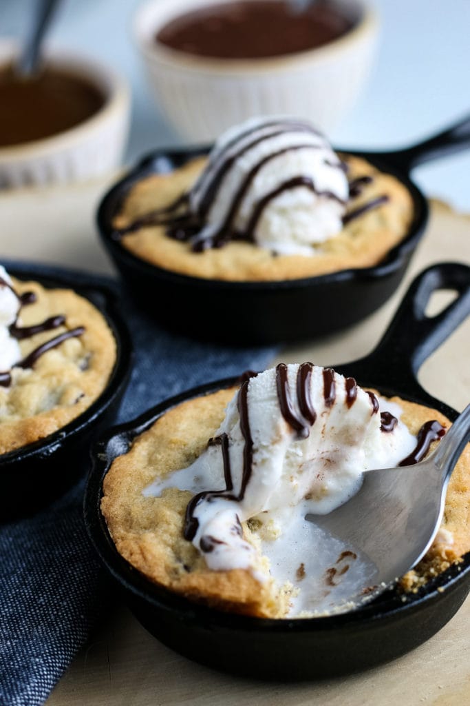 One Pan Skillet Chocolate Chip Cookie — Let's Dish Recipes