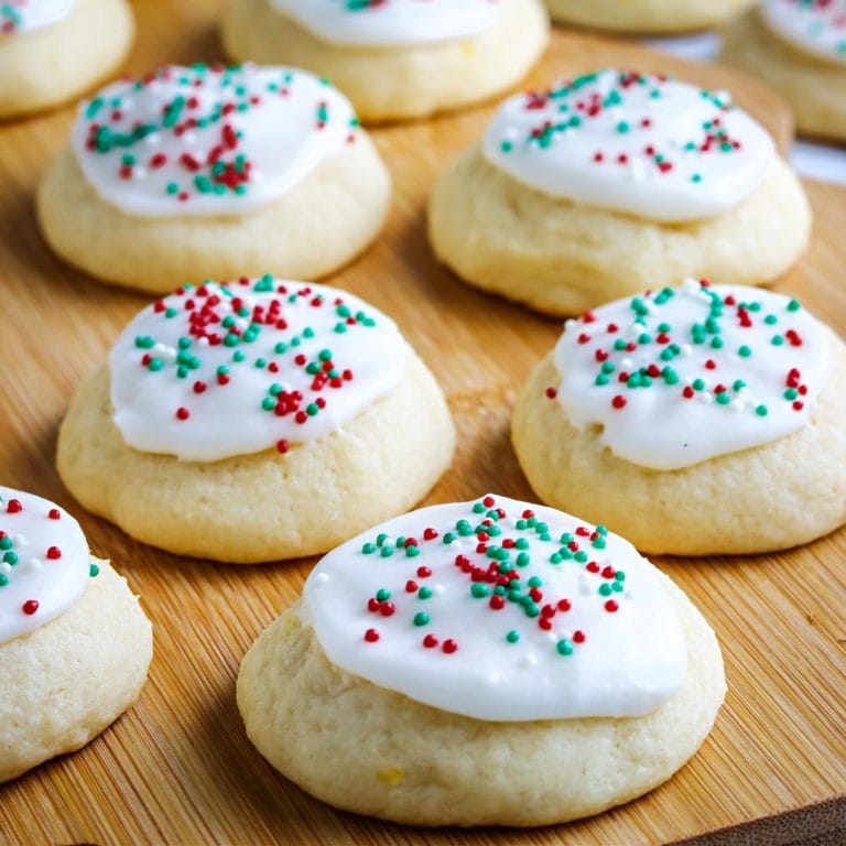 50+ Classic Christmas Cookies - Traditional and Family Favorites ...