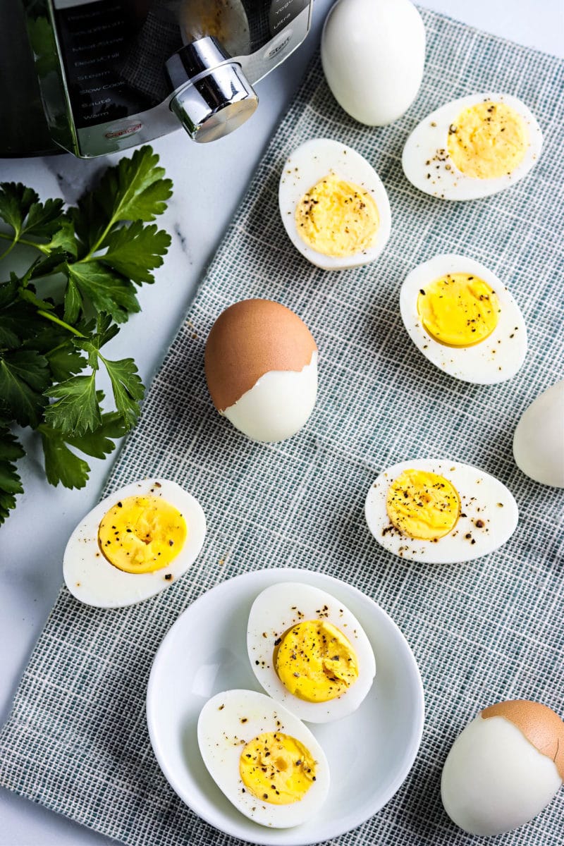 https://www.upstateramblings.com/wp-content/uploads/2022/03/instant-pot-hard-boiled-eggs-7-800x1200.jpg